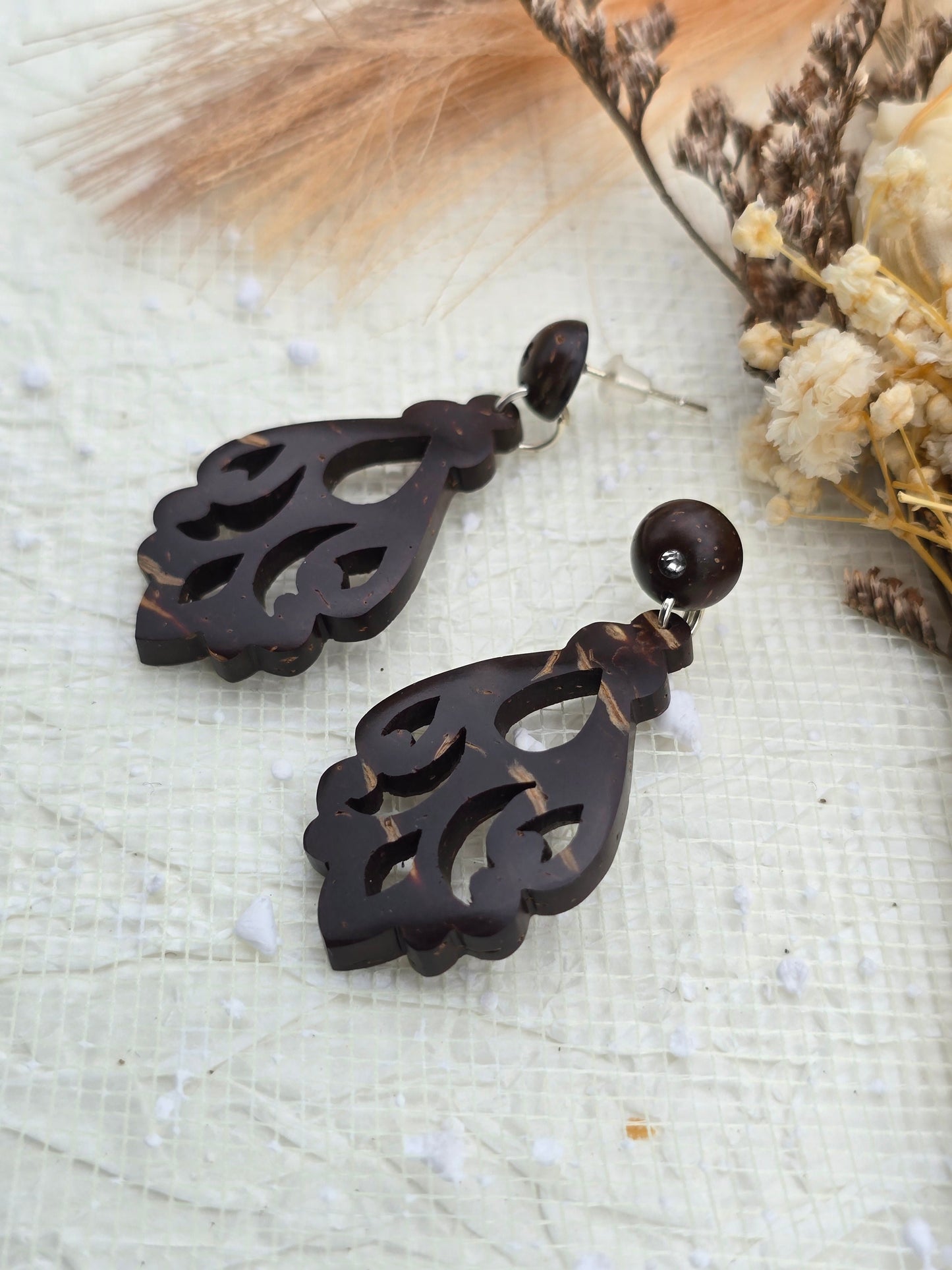 Coconut shell Stud Earrings