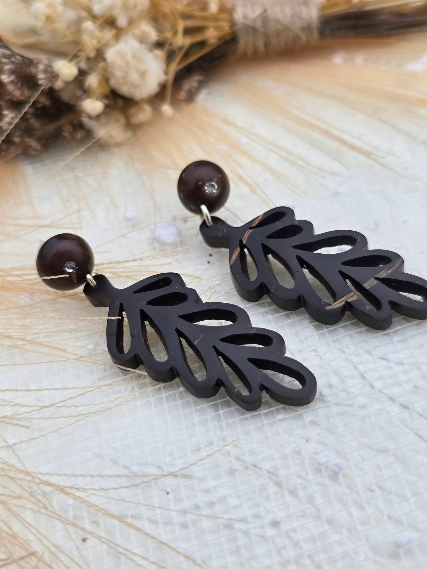 Coconut shell Stud Earrings