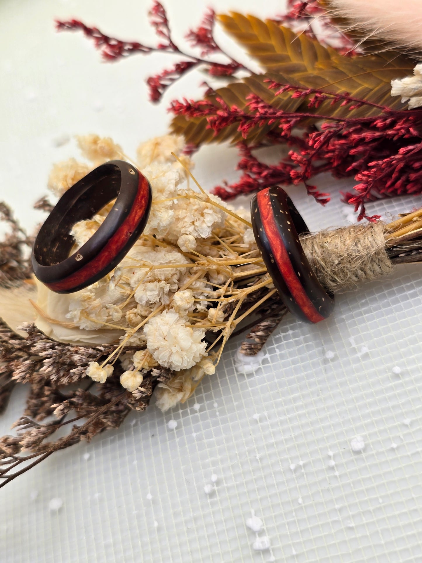 Coconut shell & Resin Blend