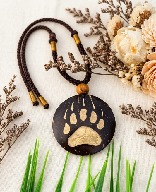 Coconut shell and Resin Necklace